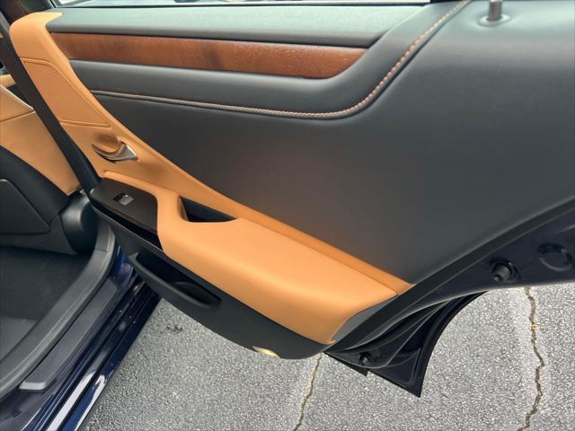 used 2025 Lexus ES 300h car, priced at $46,890