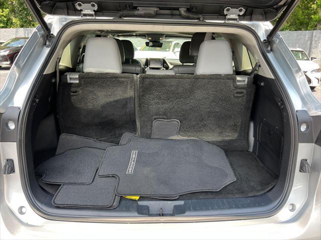 used 2022 Toyota Highlander car, priced at $34,990