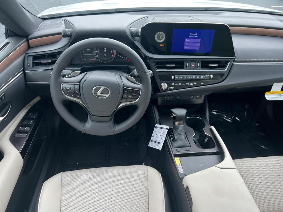 new 2025 Lexus ES 350 car, priced at $48,774