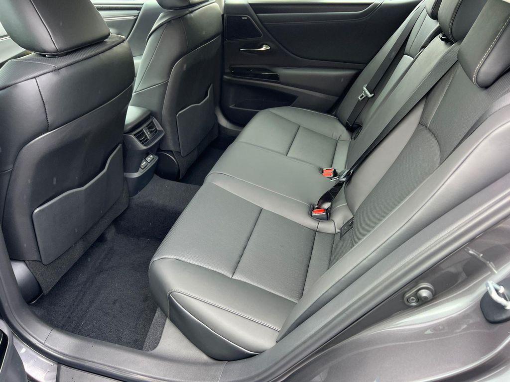 new 2025 Lexus ES 350 car, priced at $53,204