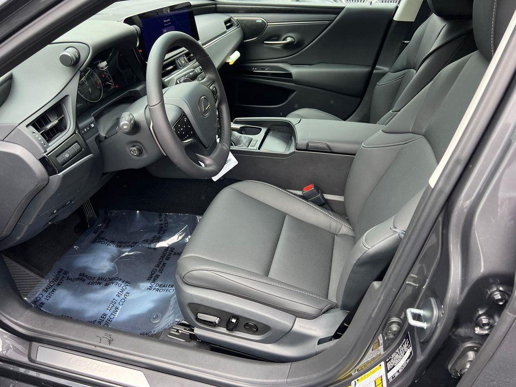 new 2025 Lexus ES 350 car, priced at $53,204