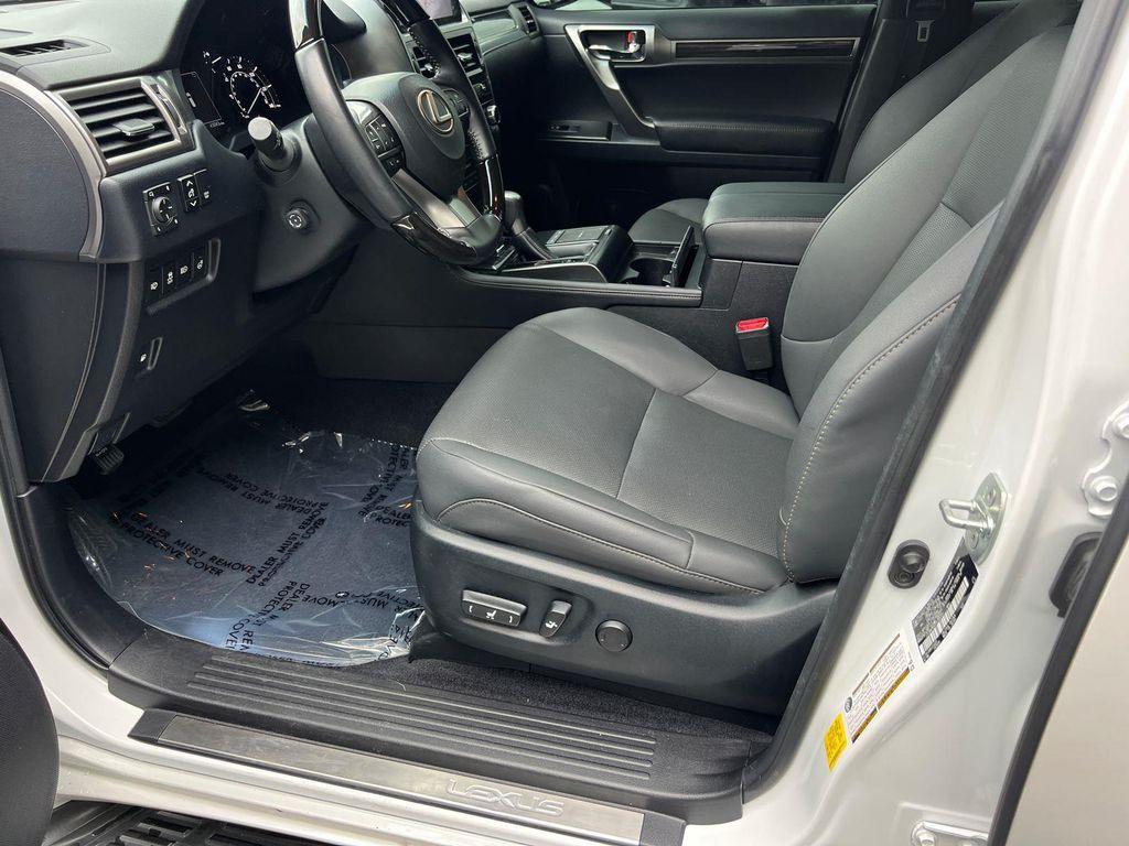 used 2023 Lexus GX 460 car, priced at $57,780