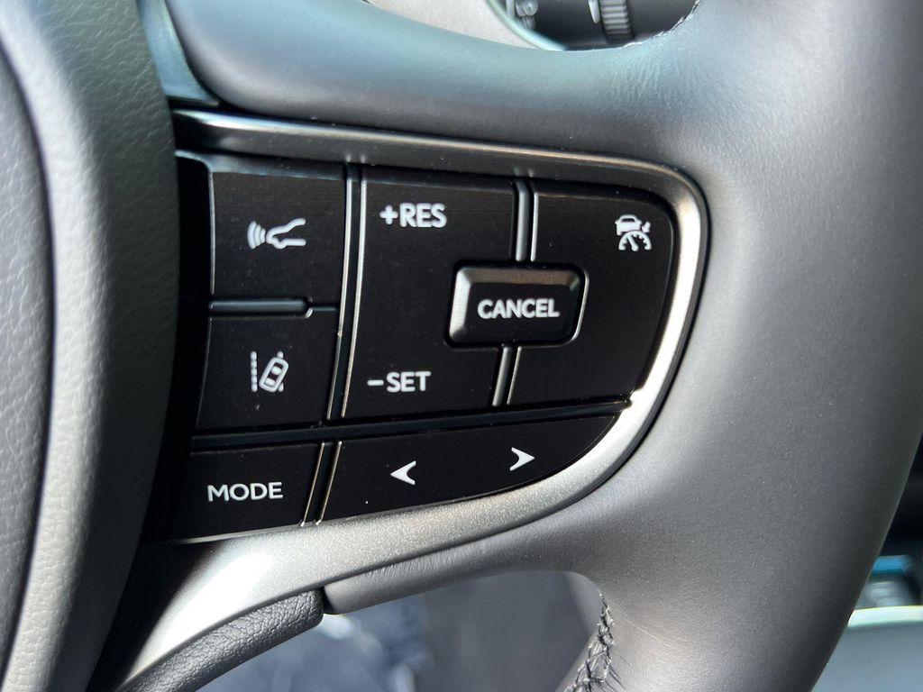 new 2025 Lexus ES 350 car, priced at $50,580