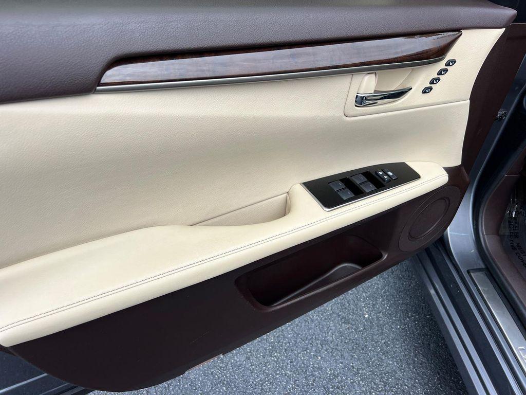 used 2016 Lexus ES 350 car, priced at $17,990