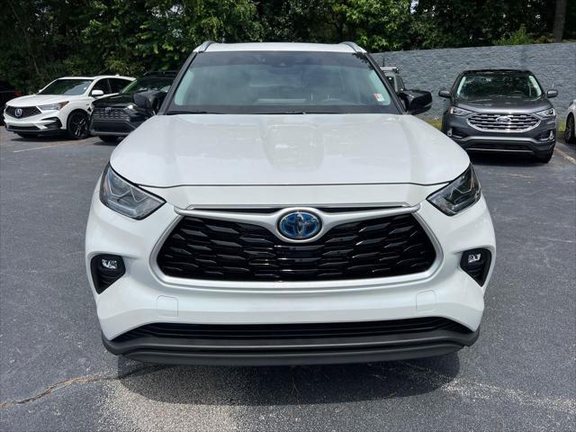 used 2023 Toyota Highlander Hybrid car, priced at $38,890