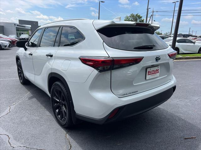 used 2023 Toyota Highlander Hybrid car, priced at $38,890