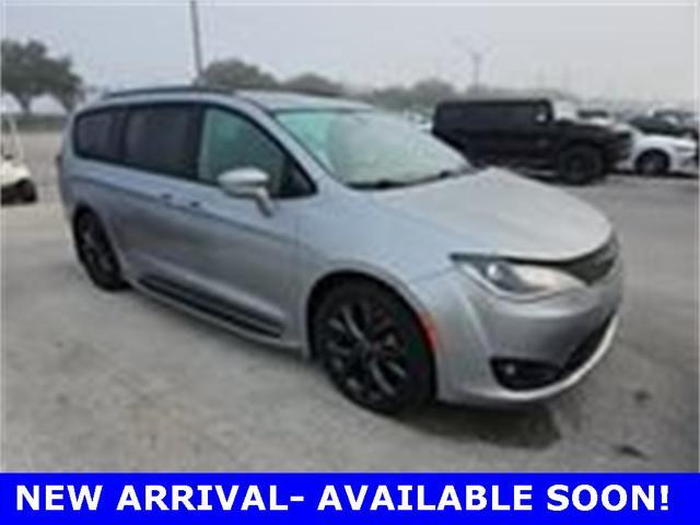 used 2018 Chrysler Pacifica car, priced at $19,541