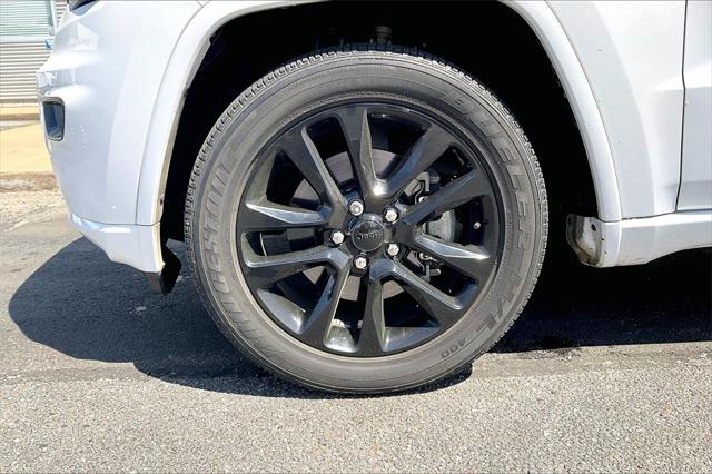 used 2021 Jeep Grand Cherokee car, priced at $23,591