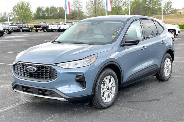 new 2025 Ford Escape car, priced at $30,645