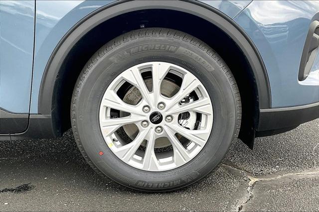 new 2025 Ford Escape car, priced at $30,645