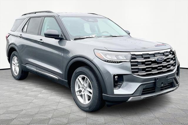 new 2025 Ford Explorer car, priced at $43,310