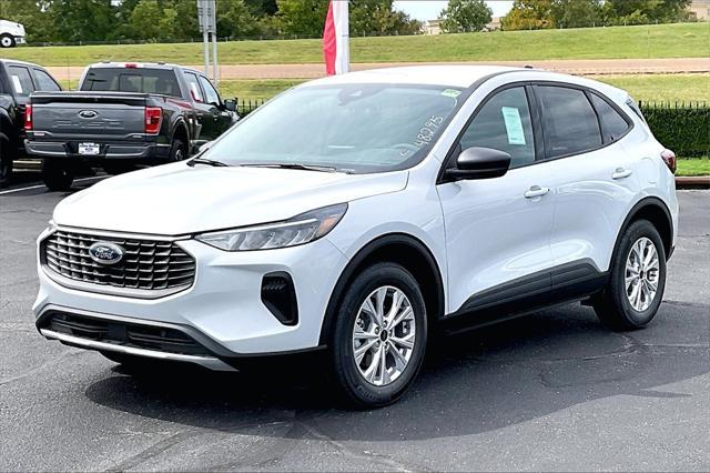 new 2025 Ford Escape car, priced at $28,985