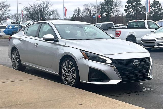 used 2023 Nissan Altima car, priced at $23,141