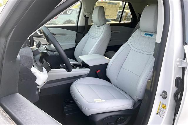 new 2025 Ford Explorer car, priced at $59,505