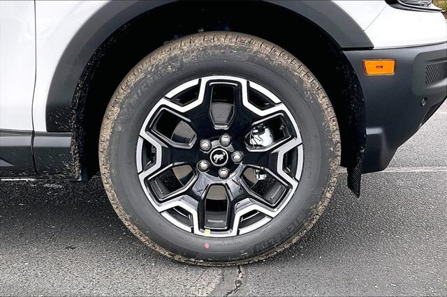 new 2025 Ford Bronco Sport car, priced at $37,735