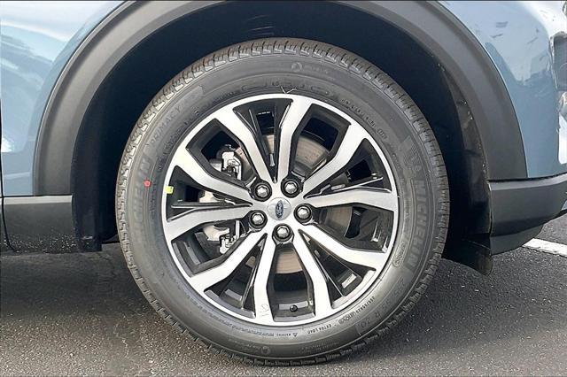 new 2025 Ford Explorer car, priced at $47,085