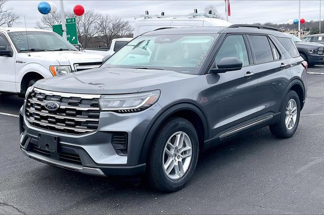 new 2025 Ford Explorer car, priced at $39,950