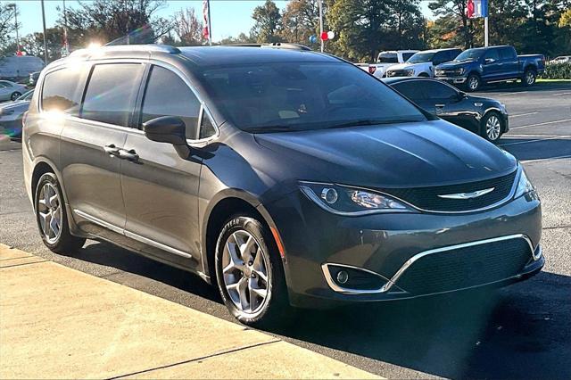 used 2018 Chrysler Pacifica car, priced at $18,591