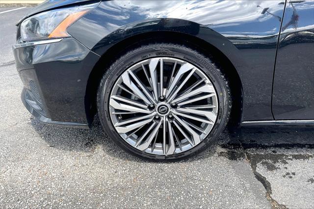 used 2023 Nissan Altima car, priced at $23,491