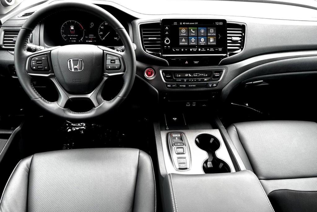 used 2025 Honda Ridgeline car, priced at $41,998