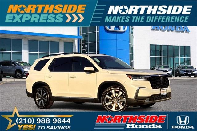 new 2025 Honda Pilot car, priced at $51,550