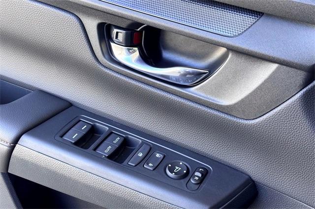 new 2026 Honda CR-V Hybrid car, priced at $38,525
