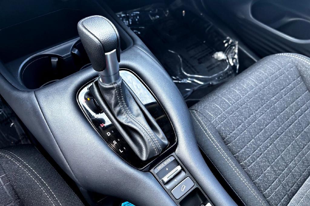 used 2025 Honda HR-V car