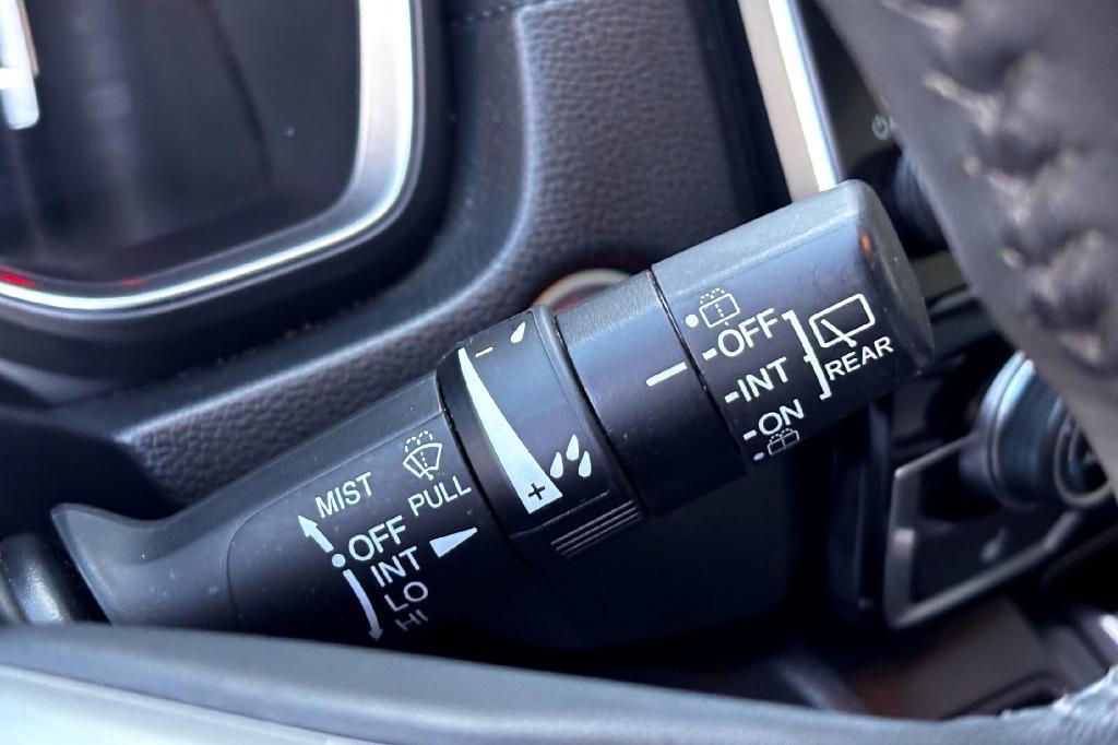 used 2020 Honda CR-V car, priced at $27,997