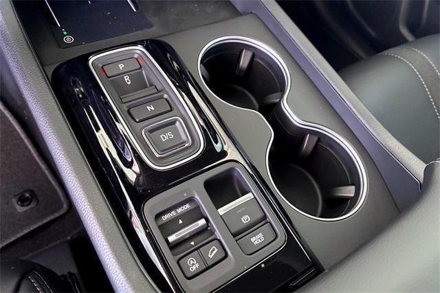 new 2025 Honda Pilot car, priced at $51,505