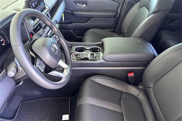 new 2025 Honda Pilot car, priced at $51,505