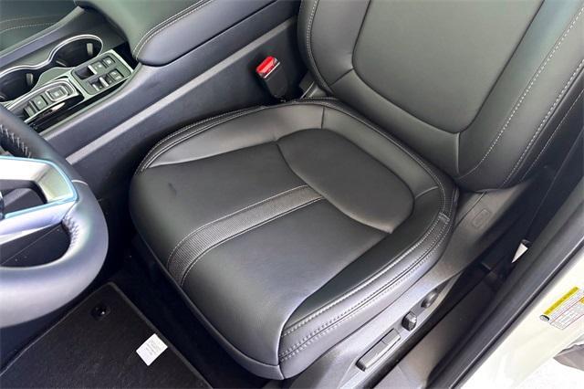 new 2025 Honda Pilot car, priced at $51,505