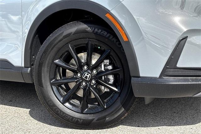 new 2026 Honda CR-V Hybrid car, priced at $38,875