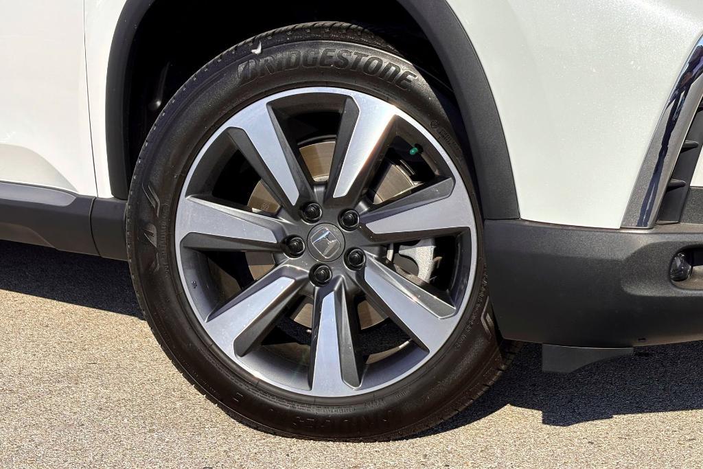 used 2025 Honda Pilot car, priced at $46,977