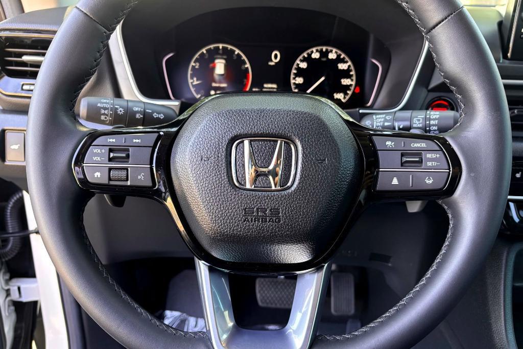 used 2025 Honda Pilot car, priced at $46,977