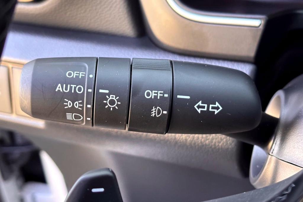 used 2025 Honda Pilot car, priced at $46,977