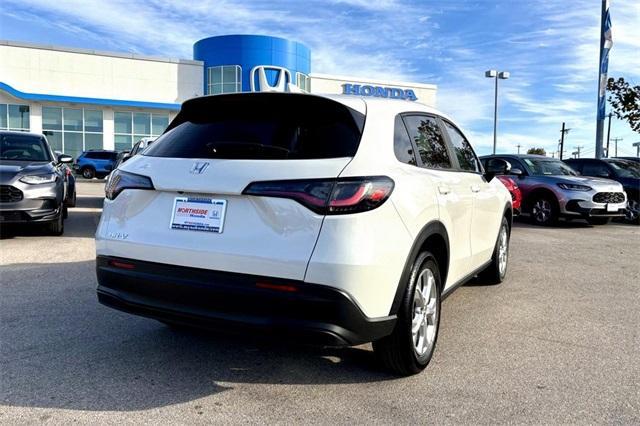 new 2025 Honda HR-V car, priced at $27,205