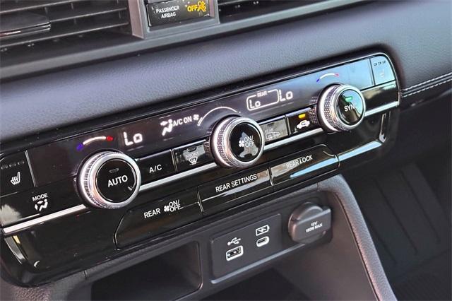 new 2025 Honda Pilot car, priced at $48,280