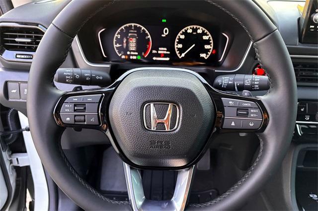 new 2025 Honda Pilot car, priced at $48,280