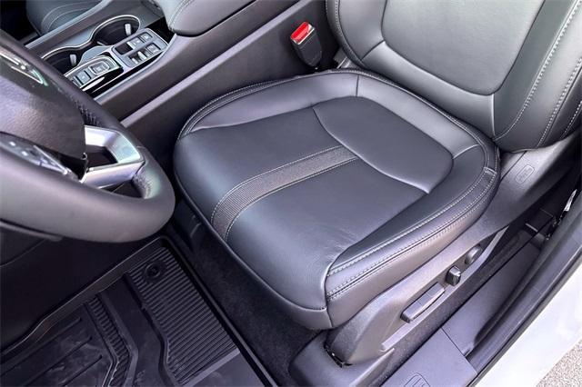 new 2025 Honda Pilot car, priced at $48,280