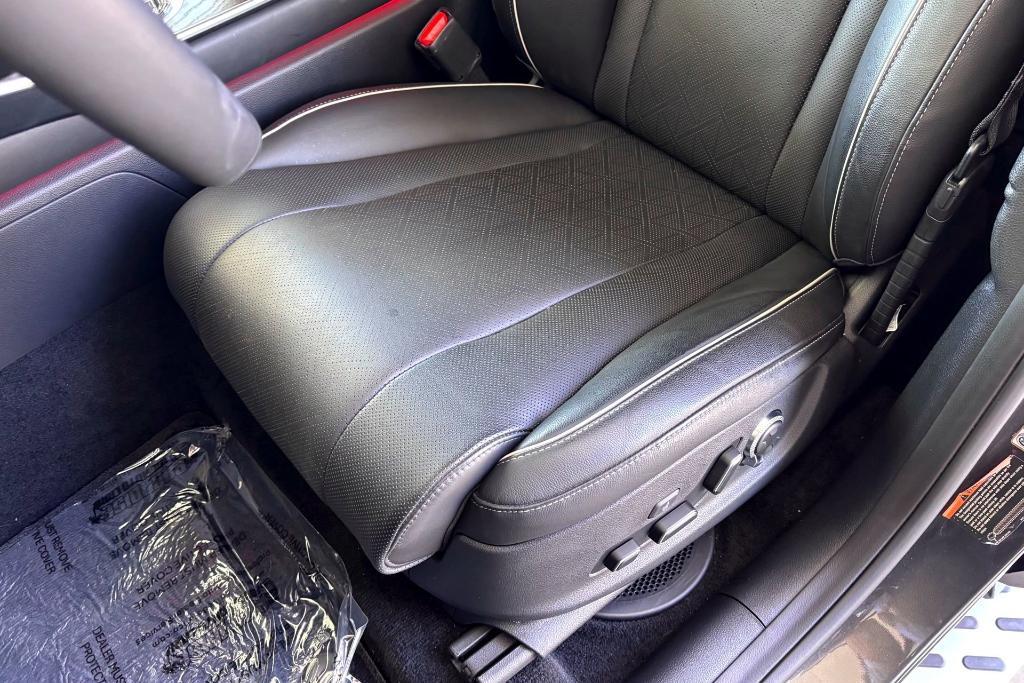 used 2025 Genesis GV80 car, priced at $62,977