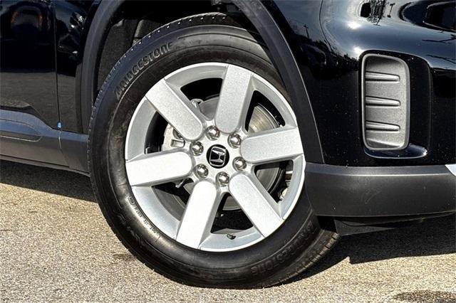 new 2025 Honda Prologue car, priced at $49,305