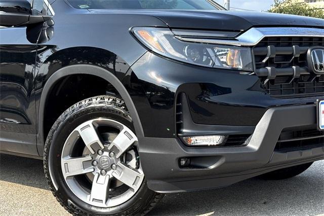 new 2025 Honda Ridgeline car, priced at $44,680