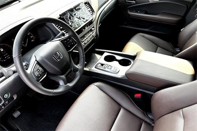 new 2025 Honda Ridgeline car, priced at $44,680