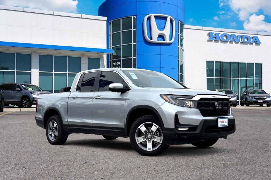 used 2025 Honda Ridgeline car, priced at $40,995