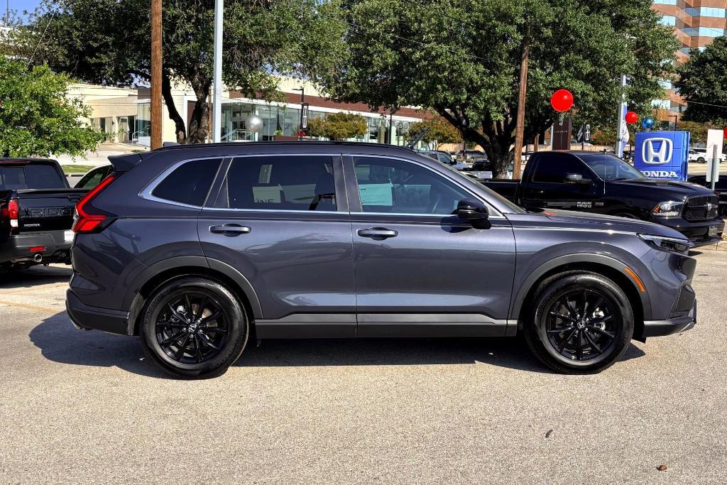 used 2025 Honda CR-V Hybrid car, priced at $41,250