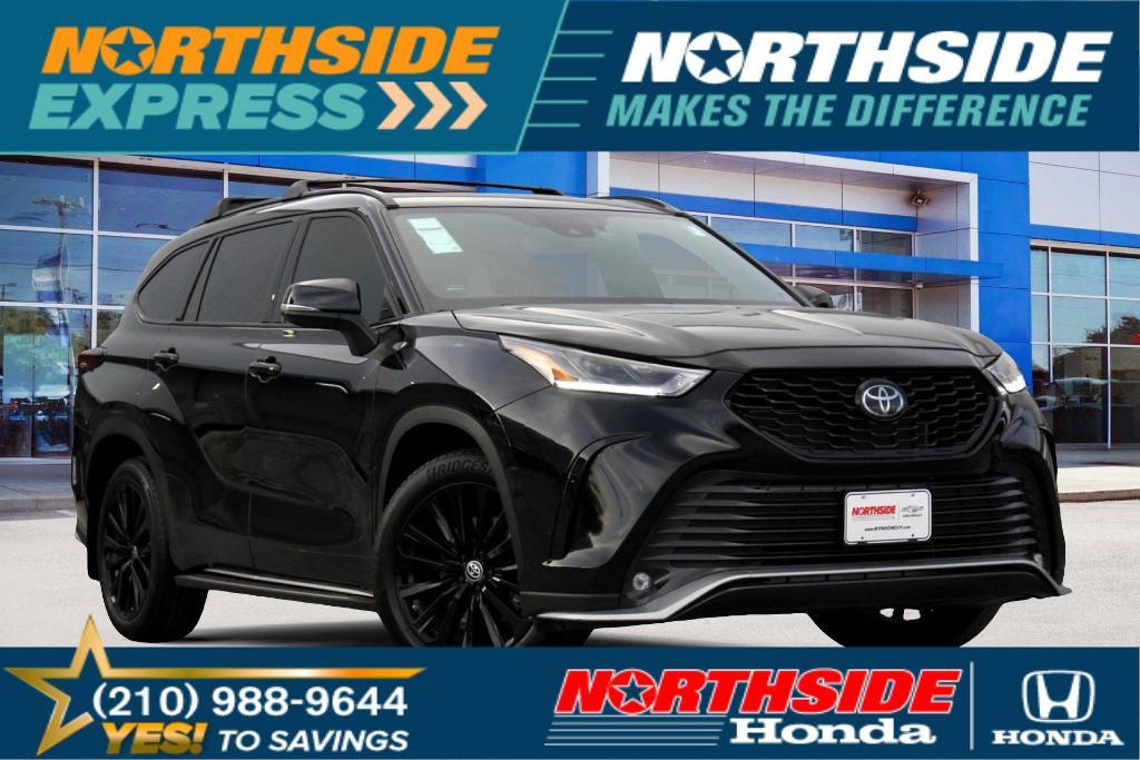 used 2024 Toyota Highlander car, priced at $44,977