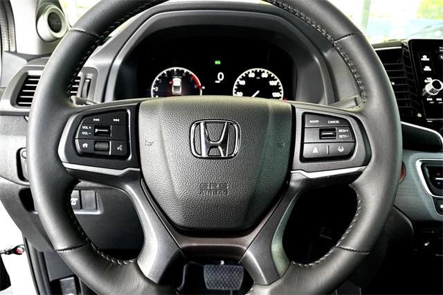 new 2025 Honda Ridgeline car, priced at $47,185