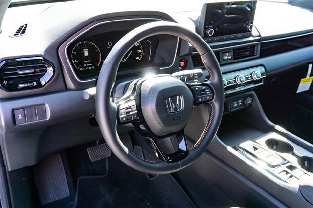 new 2025 Honda Pilot car, priced at $43,850