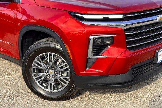 used 2025 Chevrolet Traverse car, priced at $42,977