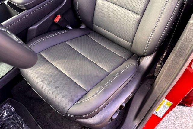 used 2025 Chevrolet Traverse car, priced at $42,977